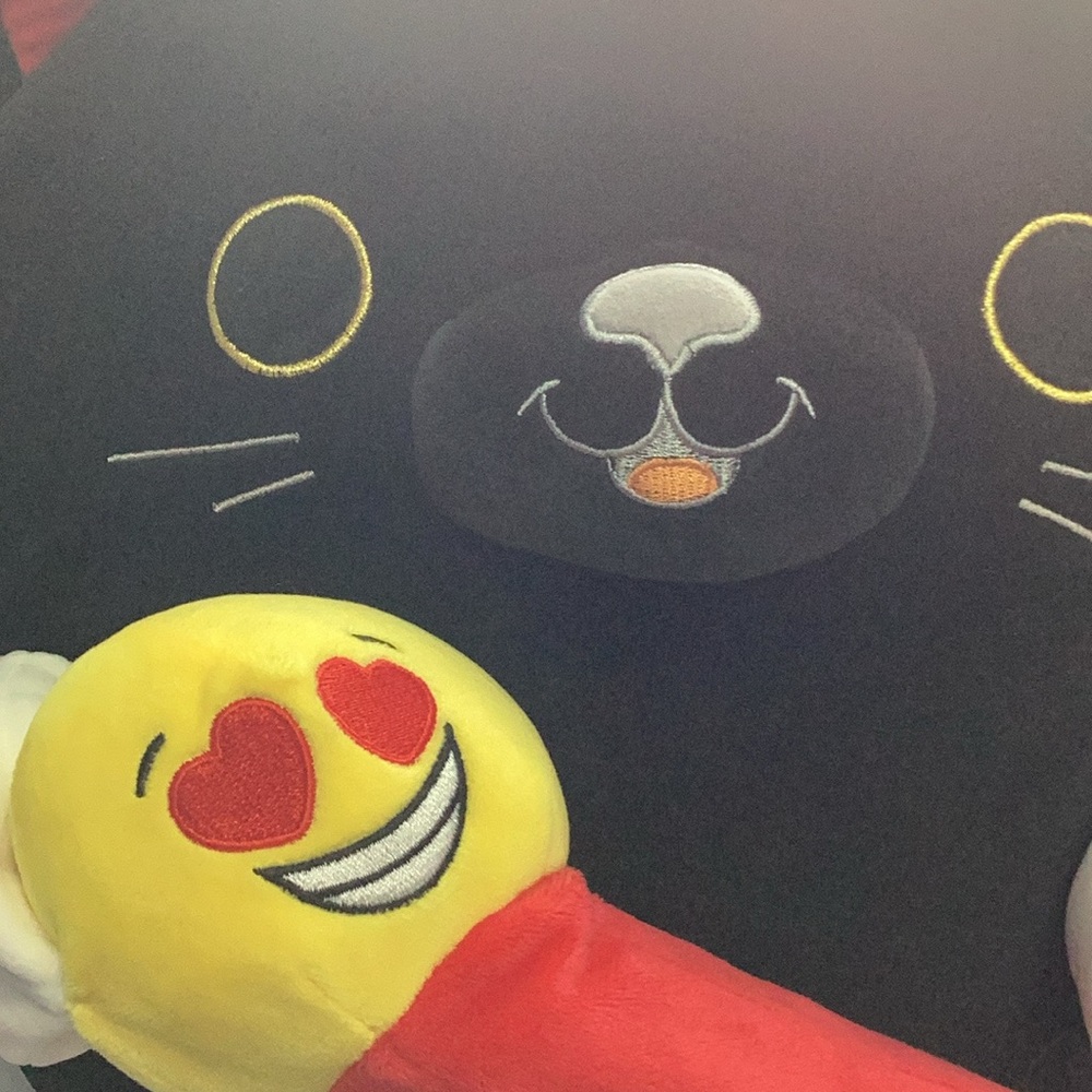 Shackles Luna BlackCat Plush with Pez 14” - Picture 3 of 5
